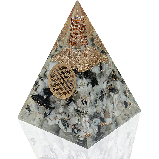 Orgone-pyramid-crystal